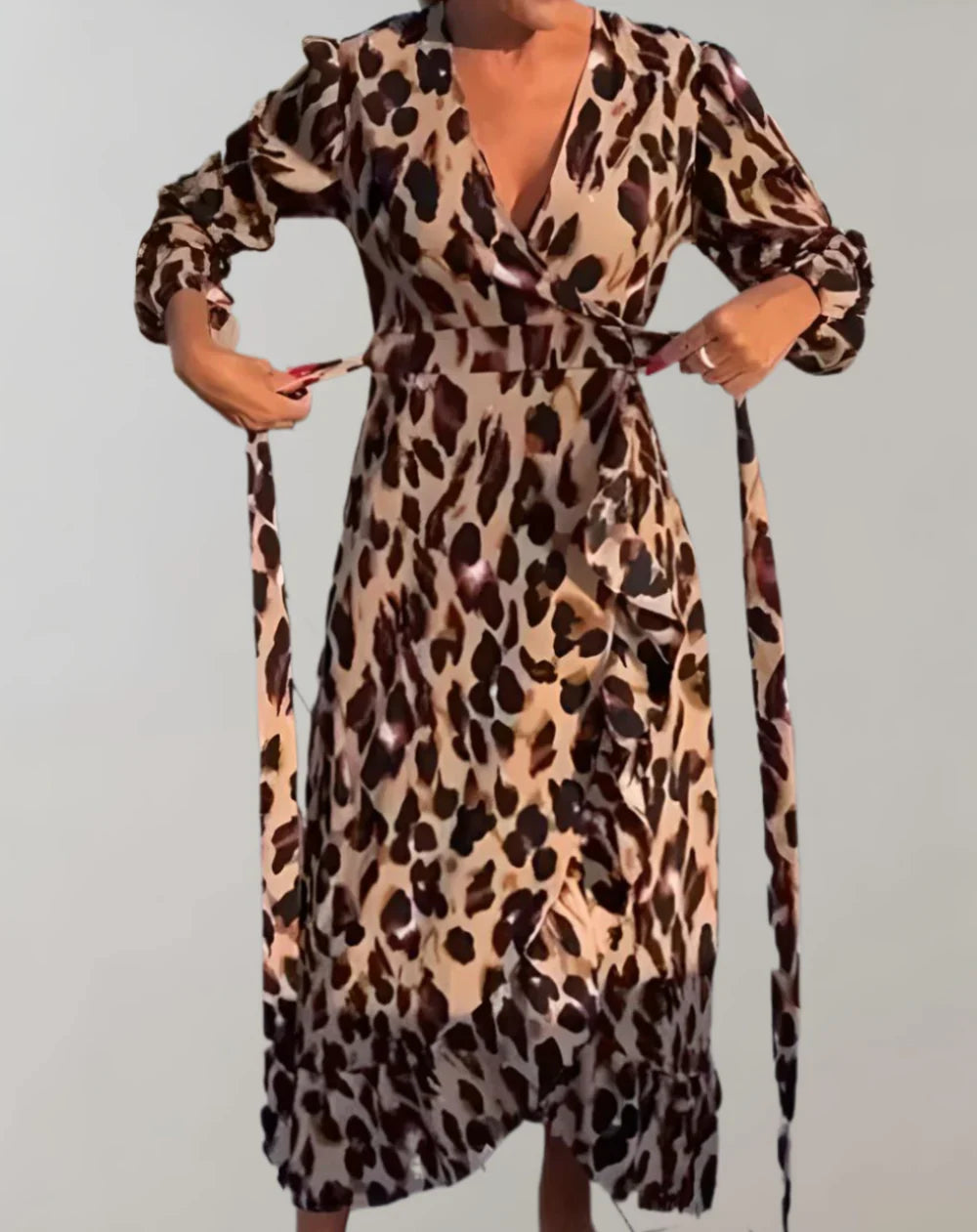 Ingrid - Vestido estampado de leopardo de manga larga